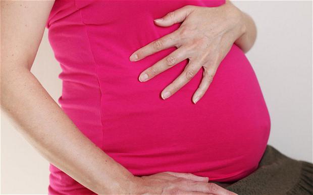 břicho na 29. týdnu těhotenství
