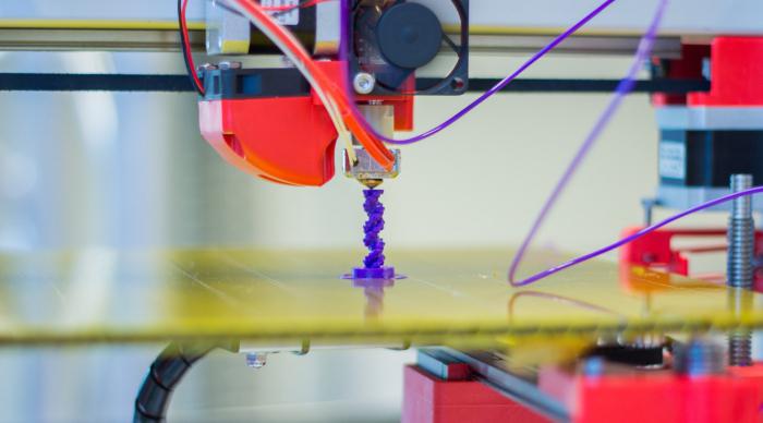 3D принтер работа