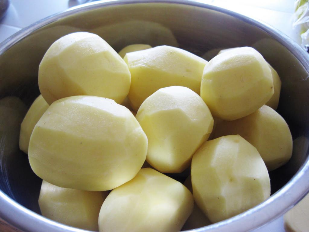 белени картофи