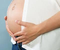 nosečnosti v ozadju duphastona