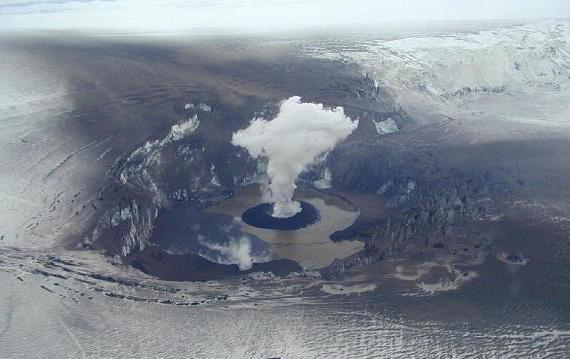 czynny wulkan w Islandii