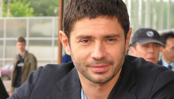 Валери Николаев