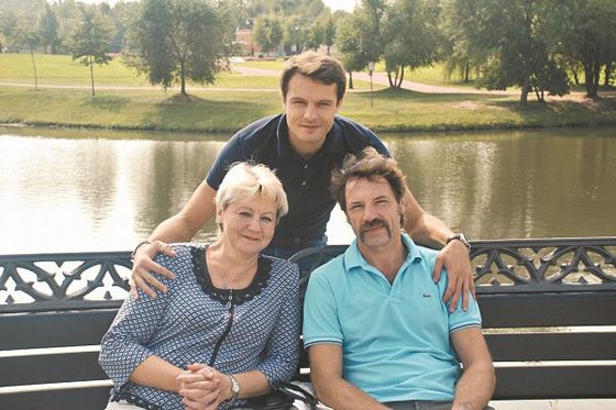 Evgeny Pronin con i genitori