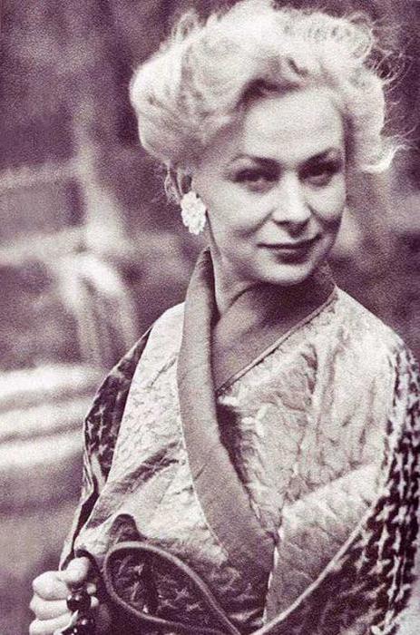 Valentina Serová biografie
