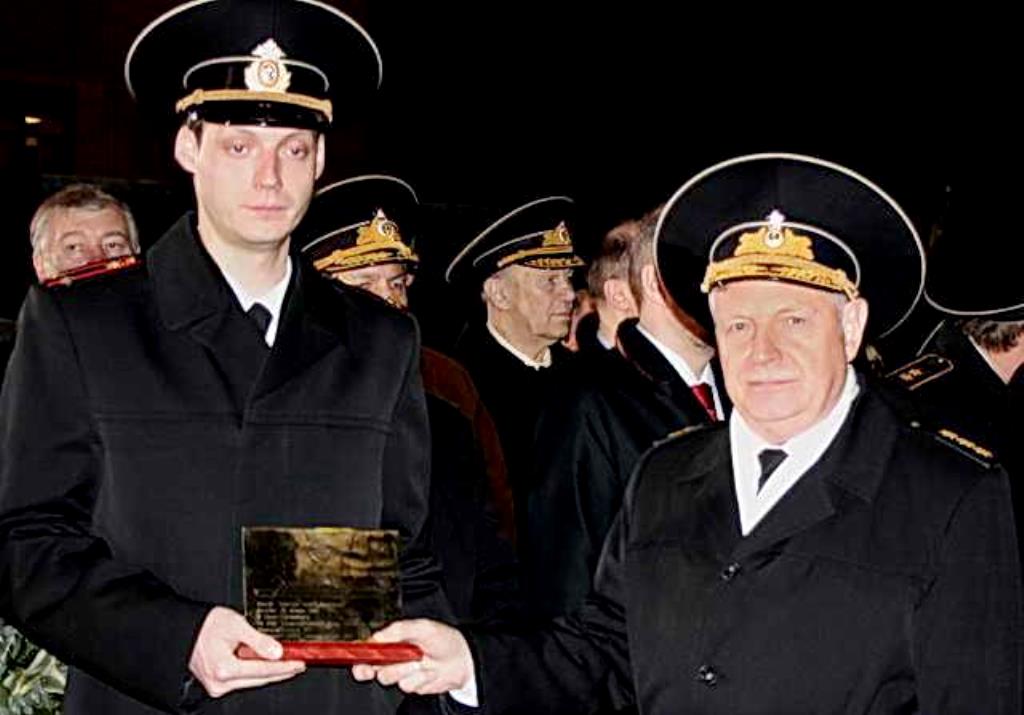 Igor Kasatonov con suo figlio Kirill - tenente colonnello di giustizia