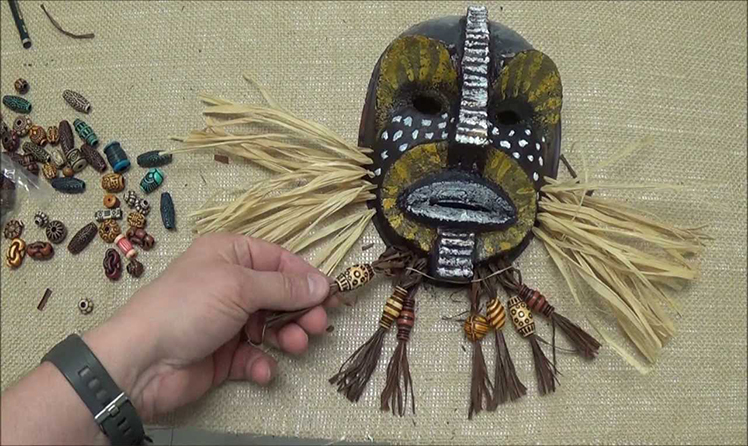 Izdelava afriške maske z lastnimi rokami