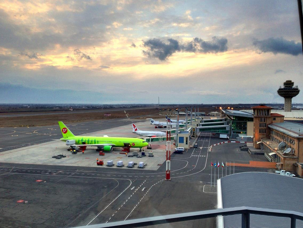 Samoloty na lotnisku w Armenii
