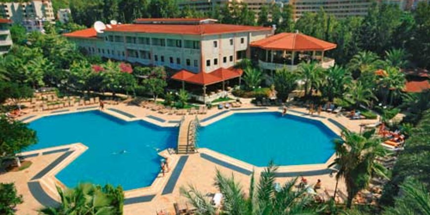 Basen Alara Park Hotel