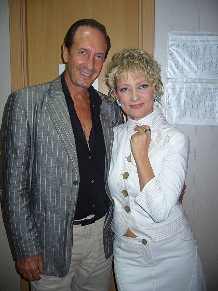 Александър и съпругата му Людмила