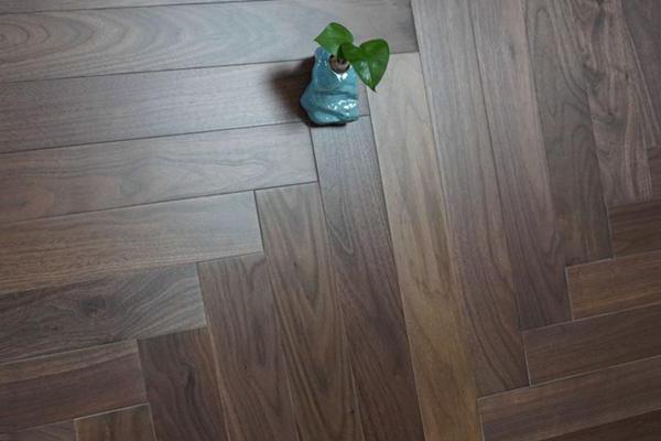 American Walnut floorboard