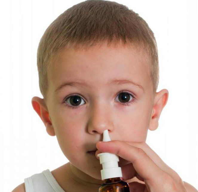 acido aminocaproico nel naso per i bambini fino a un anno