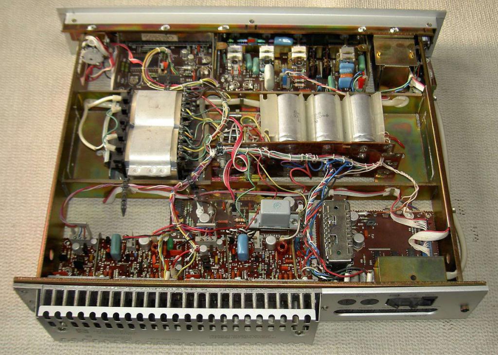 caratteristiche di ingegneria radio dell'amplificatore