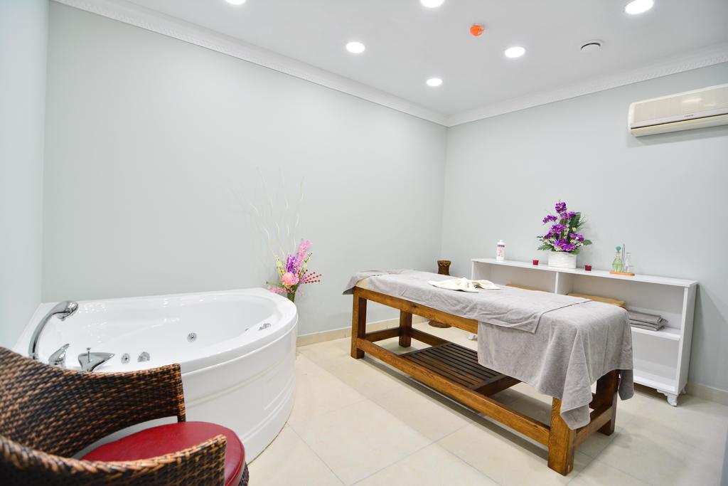Masážní salon v hotelu Ananas 4 * v Alanyi