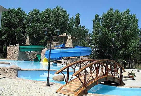 Hotel a Anapa con piscina vicino al mare