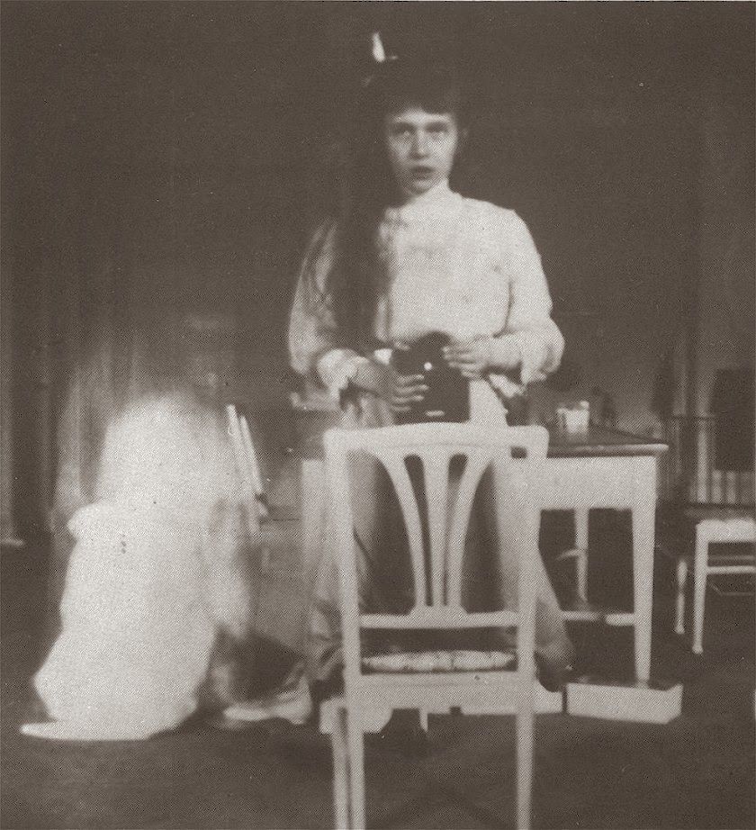 autoportrétní fotografování, kterou natočila samotná Anastasia