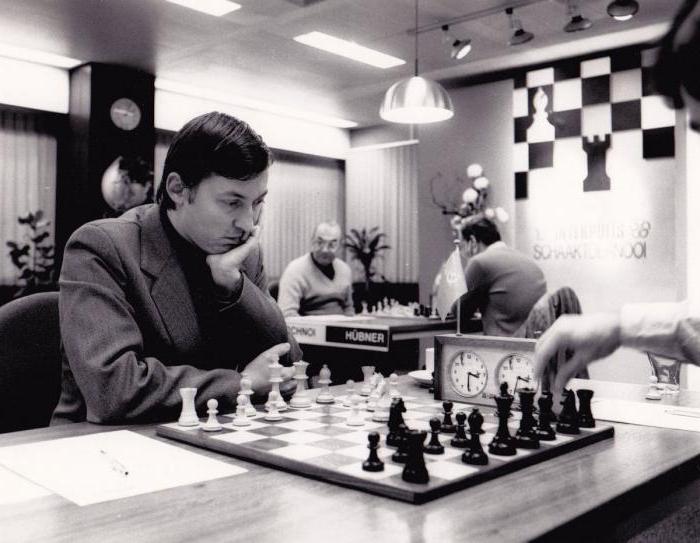 Анатолий Карпов биография на шахматист