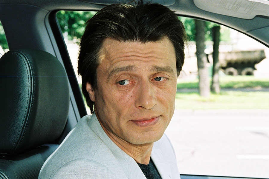 fotografija igralca Anatolija Lobotskega