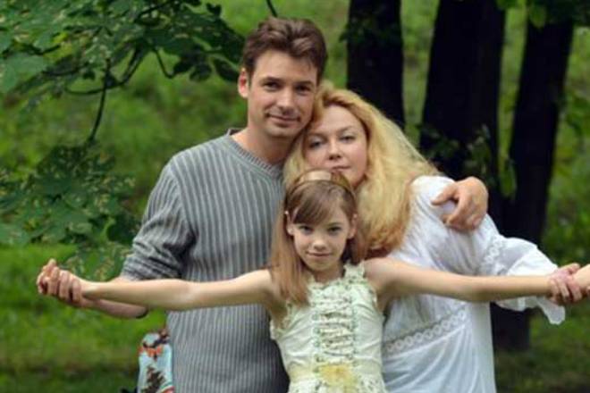 Andrei Saminin z żoną i córką