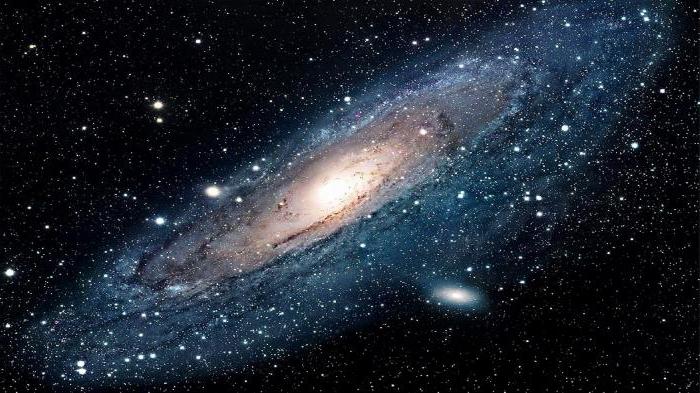 Sloup Mléčné dráhy a Andromedova galaxie