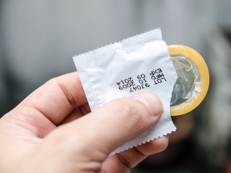 Ali kondomi škodujejo anestetiku?