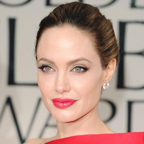 Angelina jolie makijaż oczu