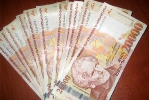 Dramma armeno al tasso di rublo
