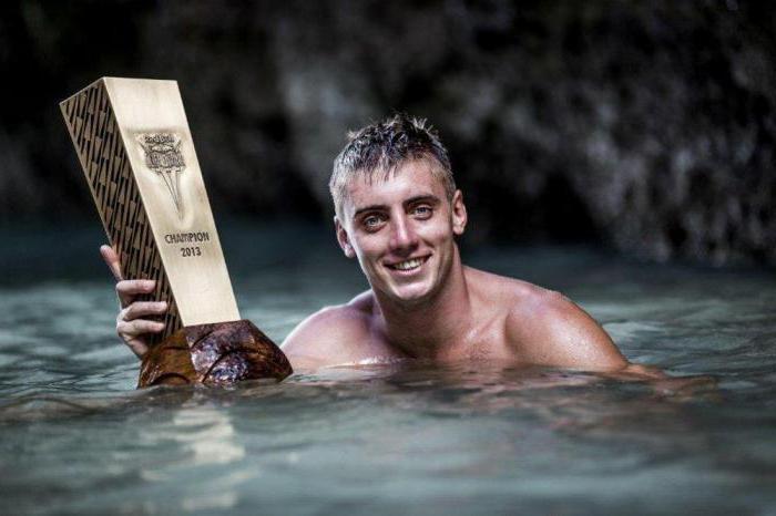 Артем Силченко скочи във водата