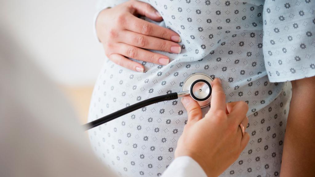 Diagnoza atresije požiralnika ploda med nosečnostjo