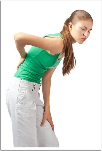 il mal di schiena di seguito causa la parte bassa della schiena