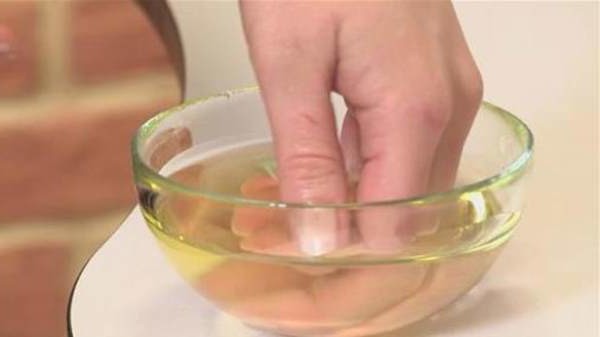 вана за укрепване на ноктите
