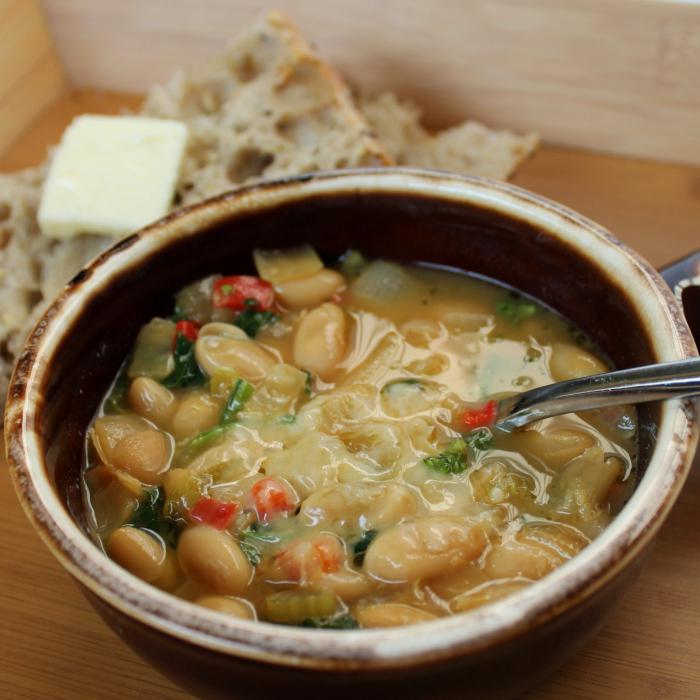 Рецепта за супа от фасул в бавен котлон