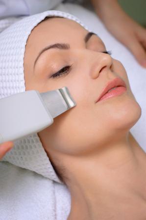 costo di pulizia viso cosmetologo