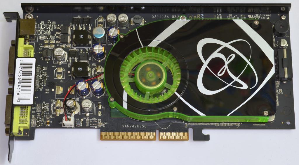 Model XFX GeForce 7950 GT AGP