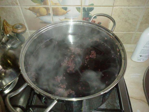 ricetta composta di ribes nero con lamponi