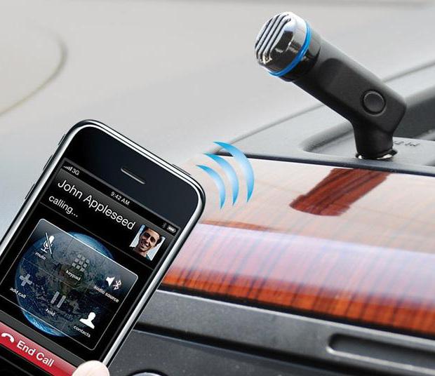 Adattatore Bluetooth per auto ausiliaria