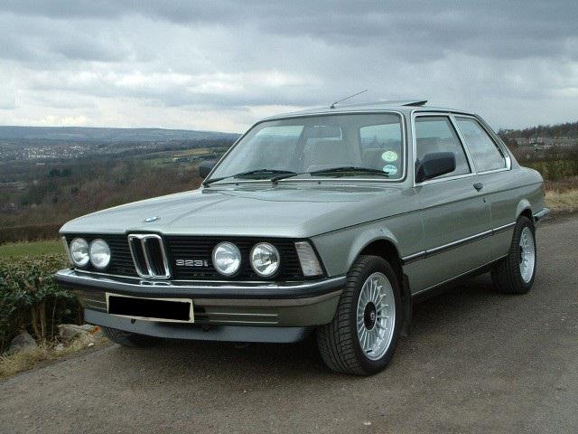 BMW 318 dane techniczne, zdjęcia, opinie