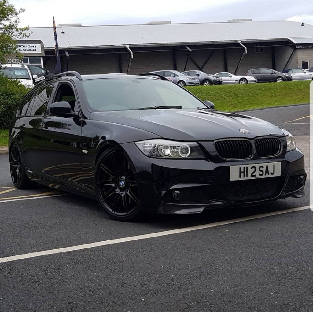 BMW E90 črna