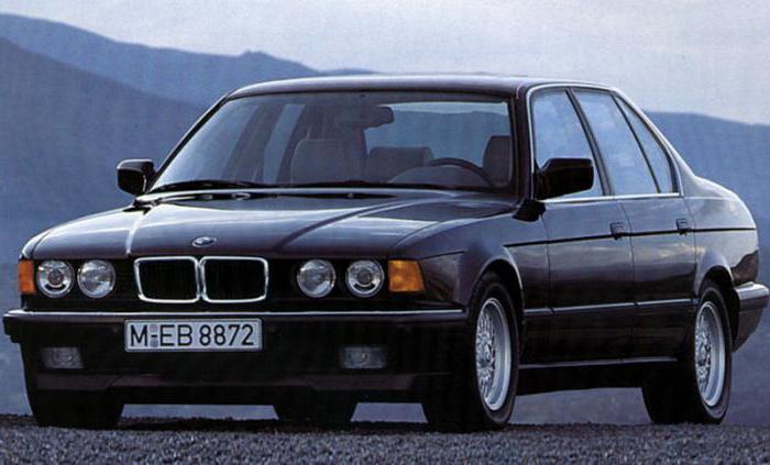 BMW Серия 7 E32