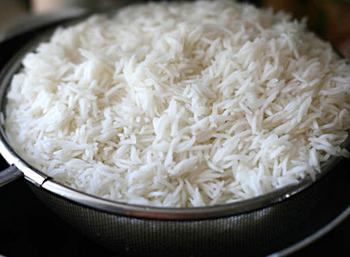 Vařená rýžová kalorie na 100 gramů
