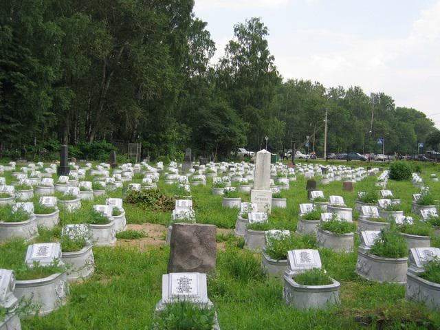 Bolshokhtinsky hřbitov