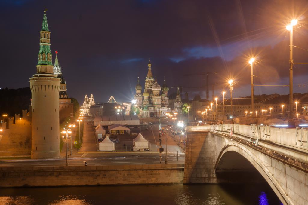 Изглед от московския мост