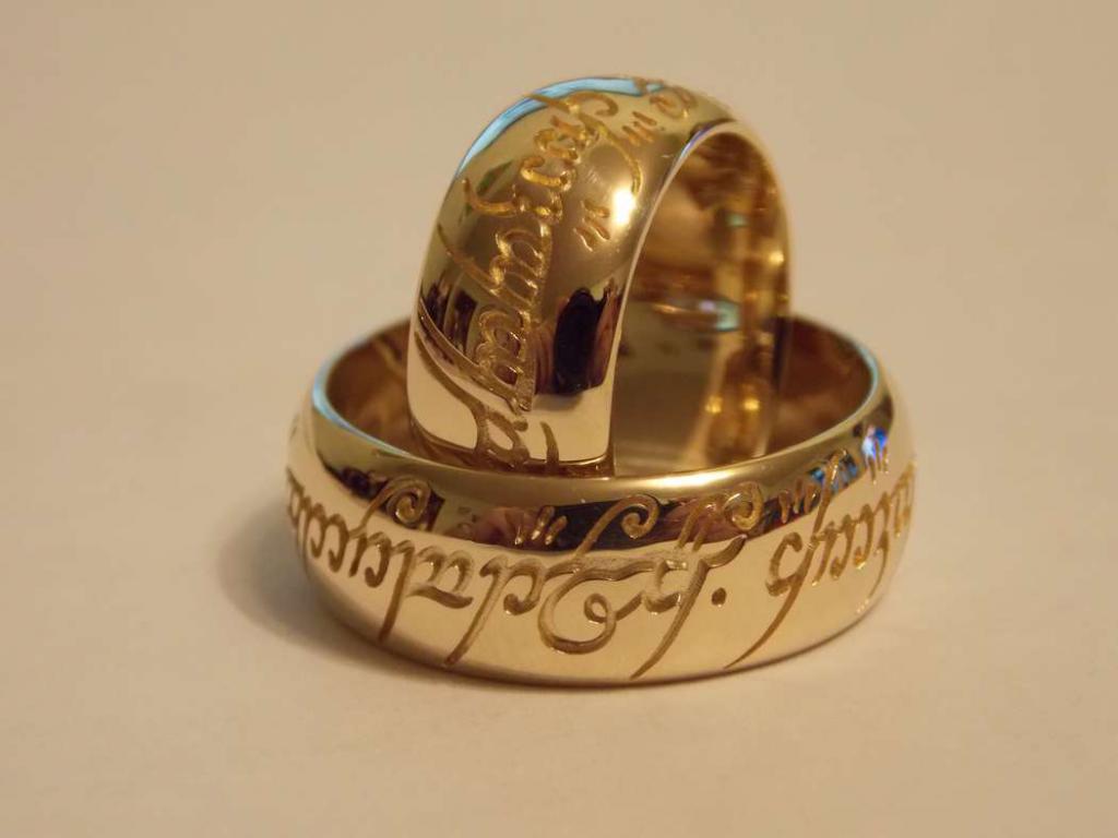 Vgravirani prstan iz tovarne nakita Bronnitsky