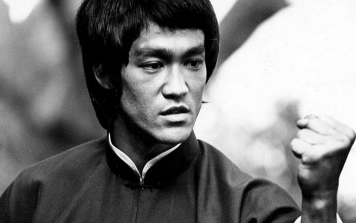 Bruce Lee fotografická biografie