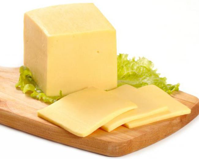 salátový kuřecí paprikový sýr