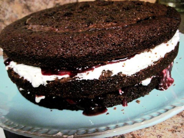 Černý recept na lesní dort s třešničkou