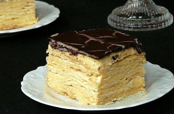 torta al miele in padella con crema pasticcera