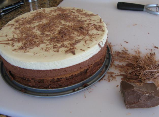torta mousse tri čokolada recept