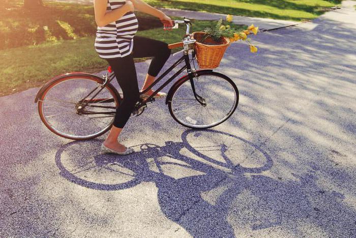 Възможно ли е бременни жени да карат колело през второто тримесечие