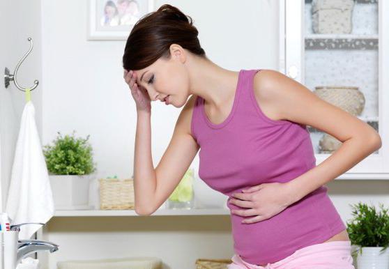 med menstruacijo med nosečnostjo