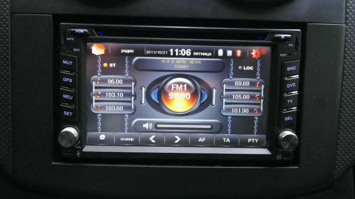 2din stereo sustav za automobil s navigacijom